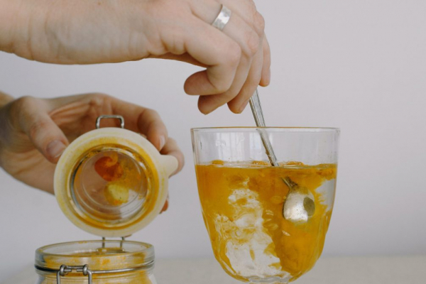 Противостоит ожирению, старости, онкологии и депрессии: ученые нашли уникальное лекарство на кухне миллионов россиян